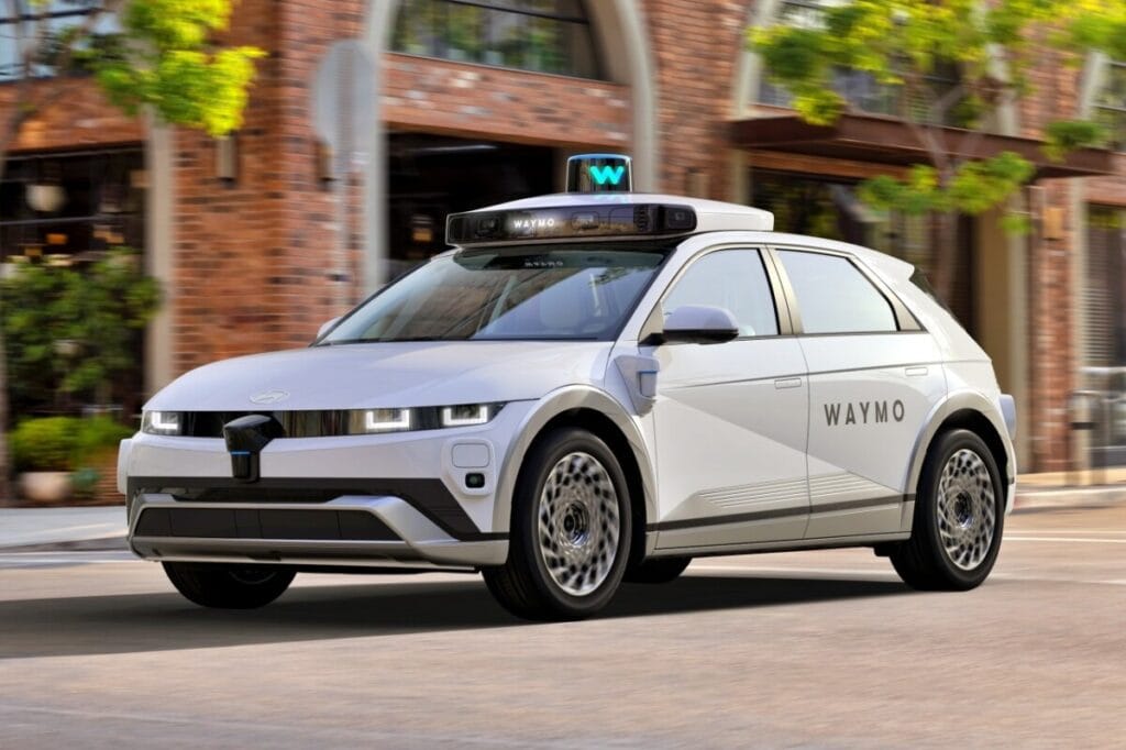 테슬라 완전무인 신차 배송