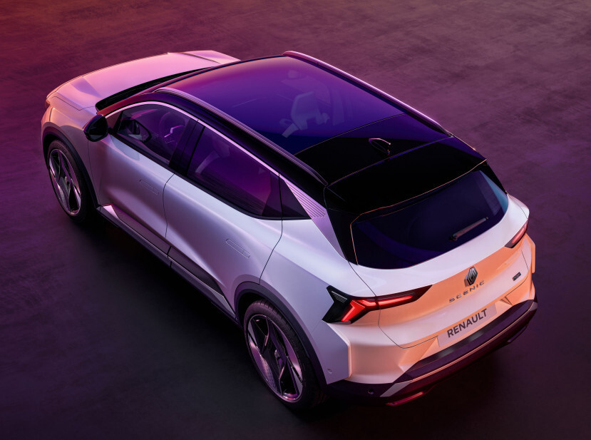 르노 세닉 상단부